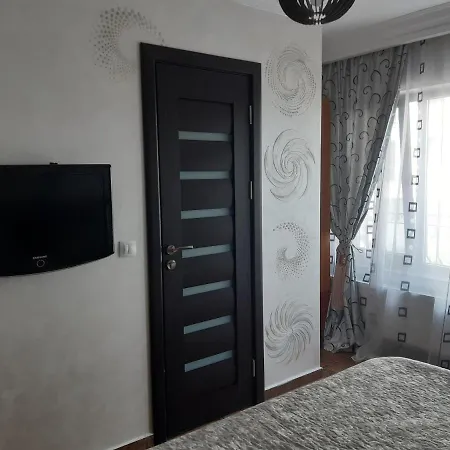 Casa Andrei Δωμάτια σε οικογενειακή κατοικία Năvodari