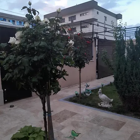 Casa Andrei Δωμάτια σε οικογενειακή κατοικία Năvodari